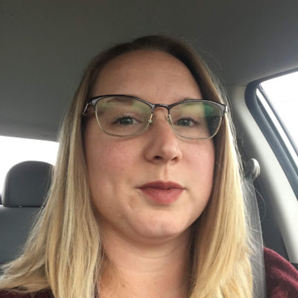 Meet your Posher, Marissa